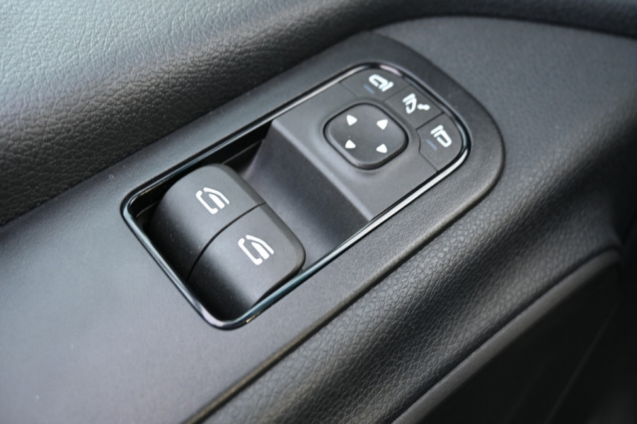 Mercedes-Benz Sprinter 315 CDI L2H2 Pro HD LED, Geveerde stoel, Navigatie met smartphone integratiepakket, Etc.