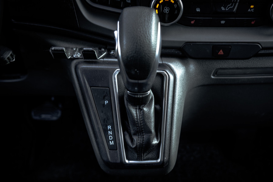 Ford Transit Custom 2.0 TDCI L2H1 Trend | 130 PK | Automaat | Carplay | Camera | Cruise | Airco | 3-Zits