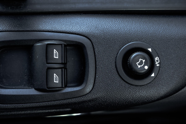 Ford Transit Custom 2.0 TDCI L2H1 Trend | 130 PK | Automaat | Carplay | Camera | Cruise | Airco | 3-Zits