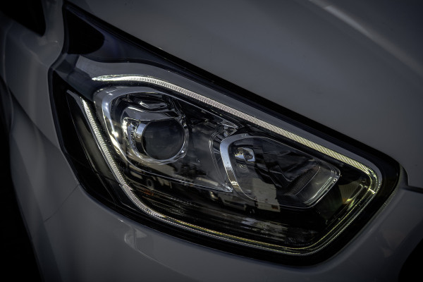 Ford Transit Custom 2.0 TDCI L2H1 Trend | 130 PK | Automaat | Carplay | Camera | Cruise | Airco | 3-Zits