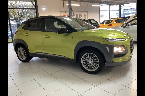 Hyundai Kona 1.0T Fashion met trekhaak en dealer onderhouden