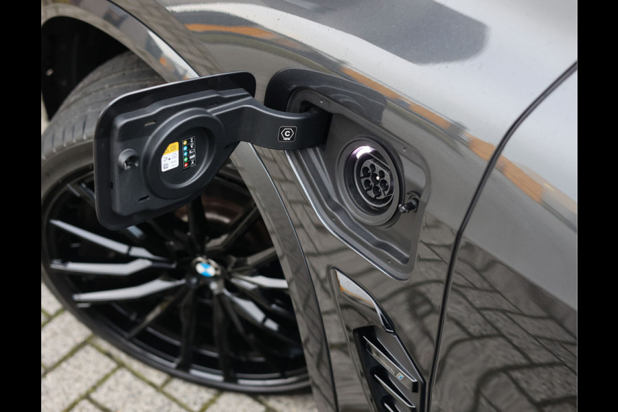 BMW X5 50e xDrive | Sky - Gun Metal - Trekhaak - M Sport Pro