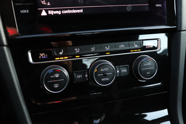 Volkswagen Golf 1.5 TSI DSG Massage LED Virt. Display