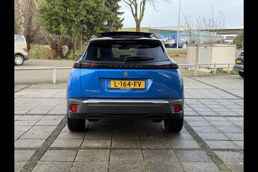 Peugeot e-2008 EV GT Pack 50 kWh | 3D Cockpit | Camera | Panorama | Sfeer Verlichting |