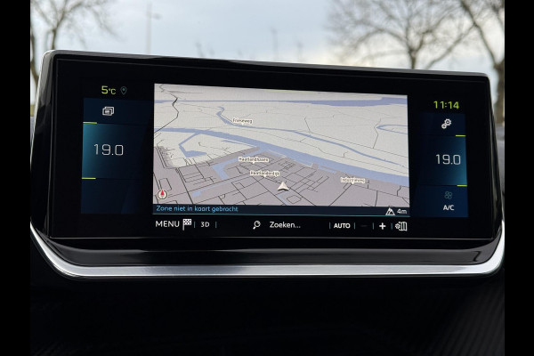 Peugeot e-2008 EV GT Pack 50 kWh | 3D Cockpit | Camera | Panorama | Sfeer Verlichting |