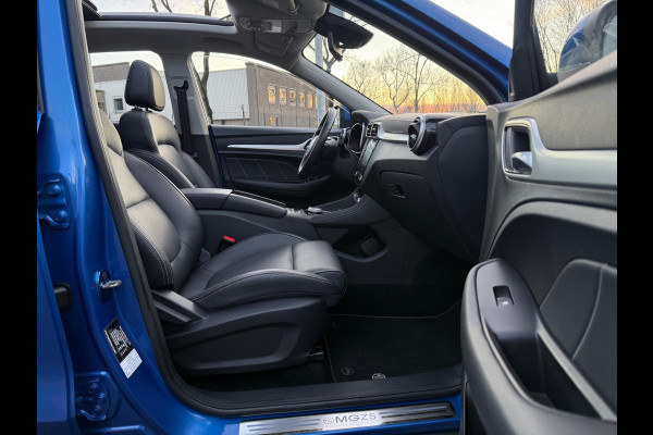 MG Mg Zs EV Luxury 2021 45 kWh ACC PANORAMA DAK LEDER AUT CARPLAY NAVI LUXE