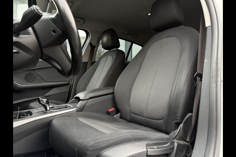 BMW 1-serie 118i Aut. Executive Bus. Edition | LED | Navi | LMV | Virtual Live Cockpit |