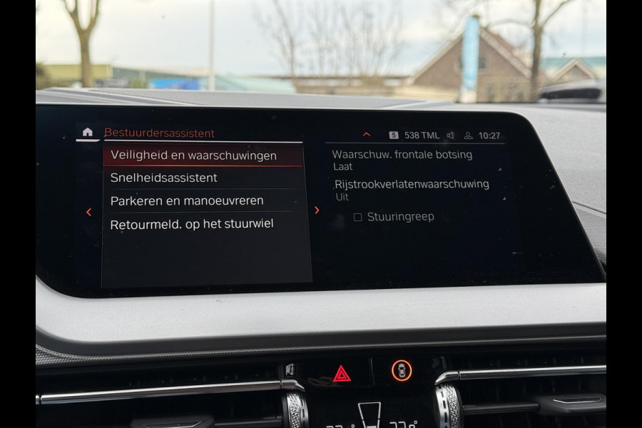 BMW 1-serie 118i Aut. Executive Bus. Edition | LED | Navi | LMV | Virtual Live Cockpit |