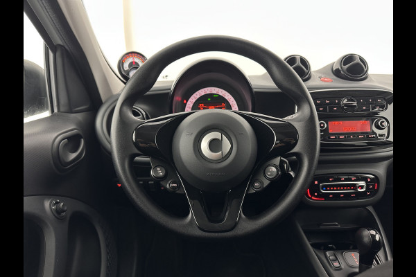 Smart Forfour EQ Comfort 18 kWh [ 3-Fase-22kW ] {SOH-96%} Aut. *HEATED-COMFORTSEATS | DAB+ | AIRCO | CRUISE | 15''ALU | PRIVACY-GLASS*