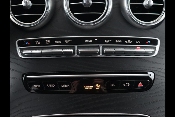 Mercedes-Benz C-Klasse 160 AMG Limited | Stoelverwarming | Leder/Alcantara | Camera | Carplay | Digital Cockpit | Navigatie | Park Assist | Full LED