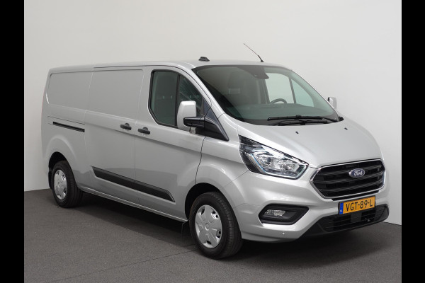 Ford Transit Custom 131pk L2H1 Trend Trekhaak Camera Cruise control Airco Parkeersensoren 3-Zits Euro6