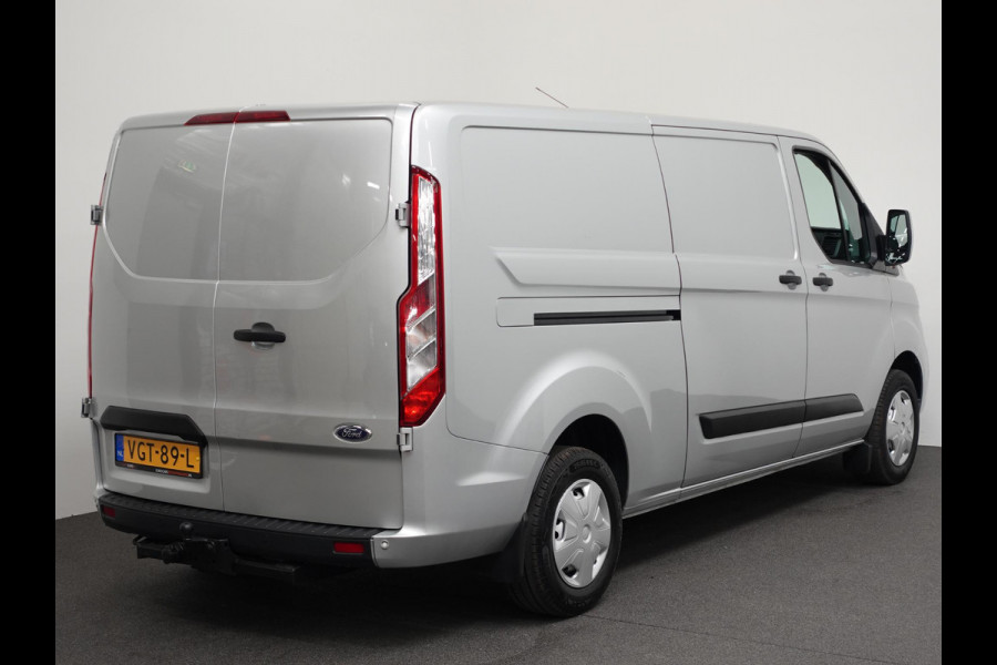 Ford Transit Custom 131pk L2H1 Trend Trekhaak Camera Cruise control Airco Parkeersensoren 3-Zits Euro6