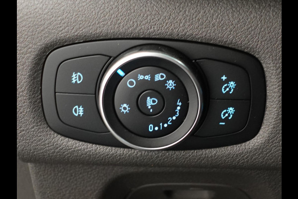 Ford Transit Custom 131pk L2H1 Trend Trekhaak Camera Cruise control Airco Parkeersensoren 3-Zits Euro6