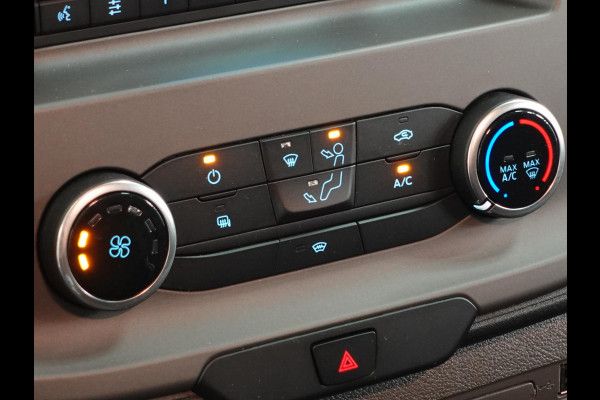 Ford Transit Custom 131pk L2H1 Trend Trekhaak Camera Cruise control Airco Parkeersensoren 3-Zits Euro6