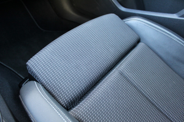 Audi A3 Sportback 35 TFSI edition one | Trekhaak | Panoramadak | Adaptieve Cruise | Matrix | Navigatie