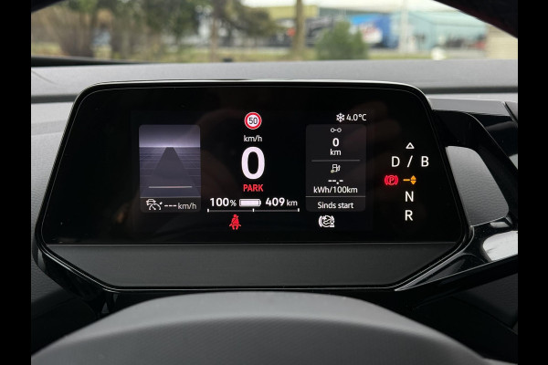 Volkswagen ID.4 First 77 kWh | Trekhaak | Warmtepomp | Camera | Navi |