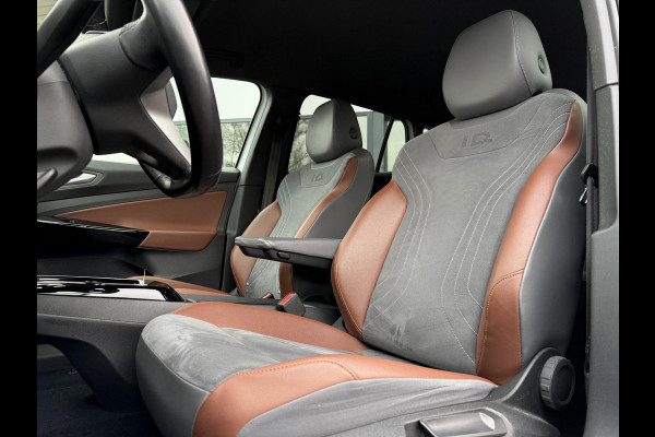 Volkswagen ID.4 First 77 kWh | Trekhaak | Warmtepomp | Camera | Navi |