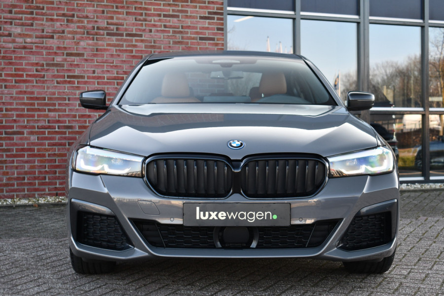 BMW 5 Serie 545e xDrive M-Sport Berninagrau ACC HiFi 20inch Shadow