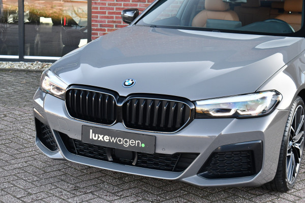 BMW 5 Serie 545e xDrive M-Sport Berninagrau ACC HiFi 20inch Shadow