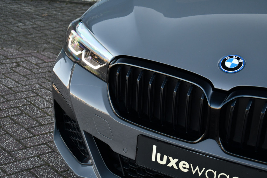 BMW 5 Serie 545e xDrive M-Sport Berninagrau ACC HiFi 20inch Shadow
