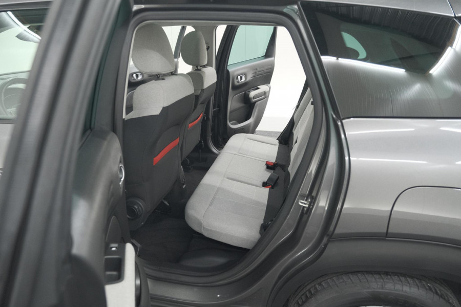 Citroën C3 Aircross PureTech 130 EAT6 S&S Shine | Trekhaak | Camera | Panoramadak | Dodehoekdetectie | Stoelverwarming | HIFI audio systeem