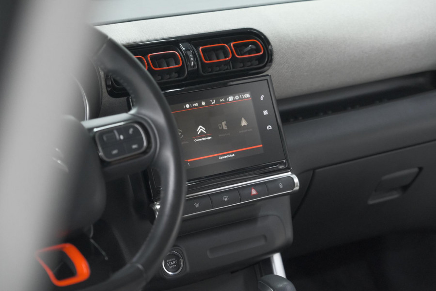 Citroën C3 Aircross PureTech 130 EAT6 S&S Shine | Trekhaak | Camera | Panoramadak | Dodehoekdetectie | Stoelverwarming | HIFI audio systeem