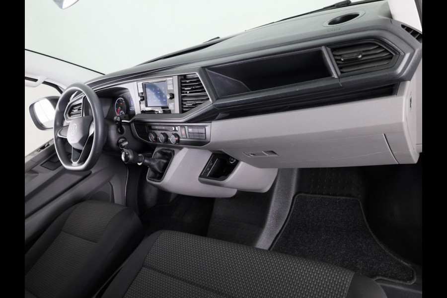 Volkswagen Transporter 2.0 TDI L2H1 28 Comfortline 110 pk | Verlengde garantie | Navigatie via App | Parkeersensoren achter | Cruise control |