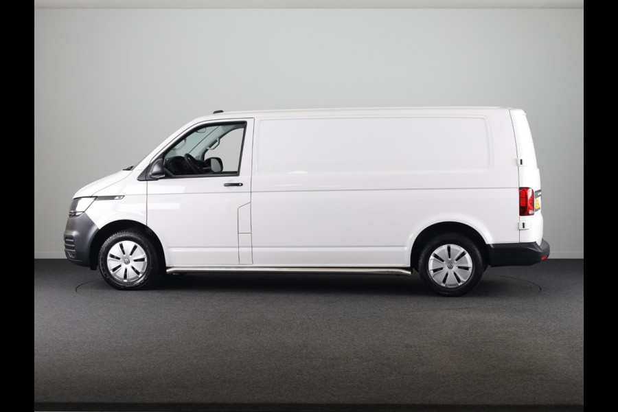 Volkswagen Transporter 2.0 TDI L2H1 28 Comfortline 110 pk | Verlengde garantie | Navigatie via App | Parkeersensoren achter | Cruise control |