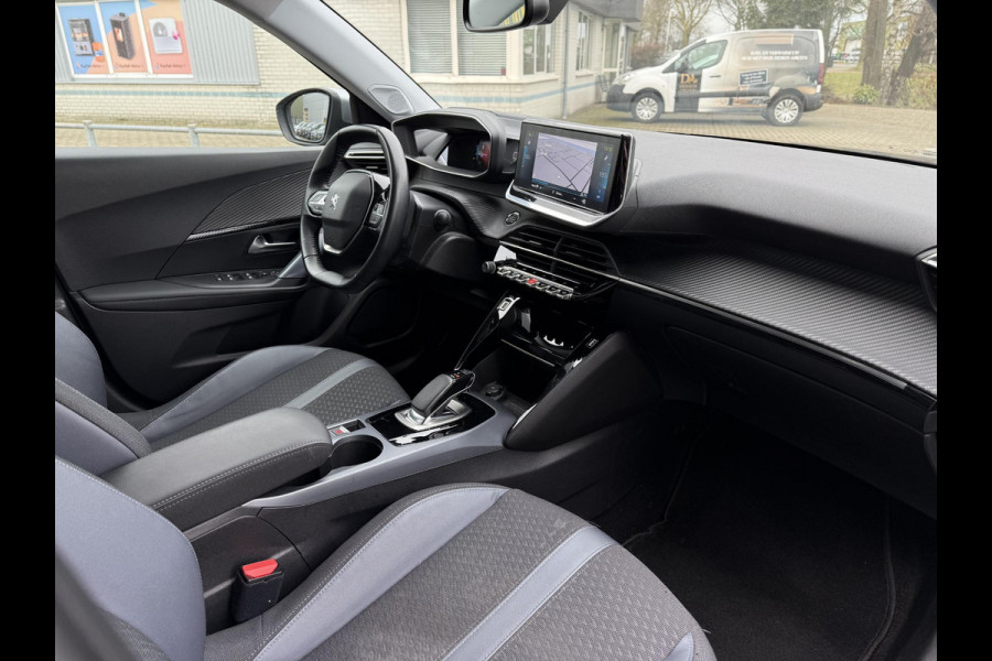 Peugeot e-2008 Aut. EV Allure 50kWh | Navi | Camera | 3D Cockpit |