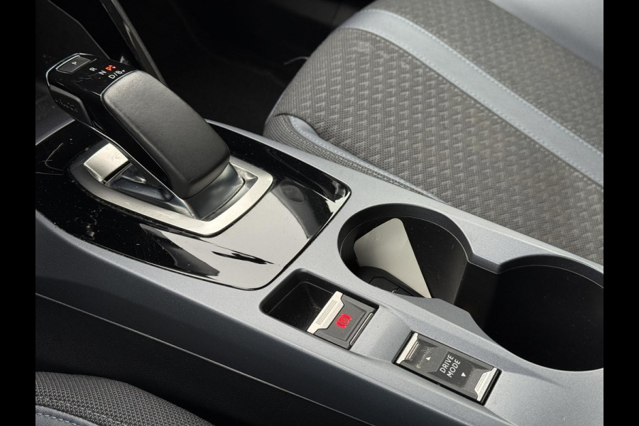 Peugeot e-2008 Aut. EV Allure 50kWh | Navi | Camera | 3D Cockpit |