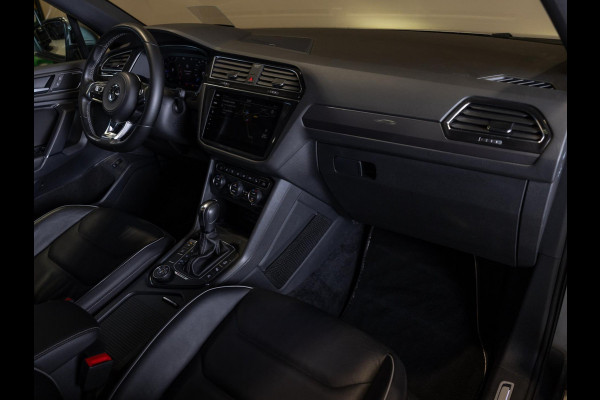 Volkswagen Tiguan Allspace 2.0 TSI 4Motion 2x R-Line 7 Persoons / 220pk / Trekhaak / Dynaudio / Leder / Rondomzicht camera /