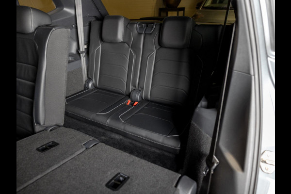 Volkswagen Tiguan Allspace 2.0 TSI 4Motion 2x R-Line 7 Persoons / 220pk / Trekhaak / Dynaudio / Leder / Rondomzicht camera /