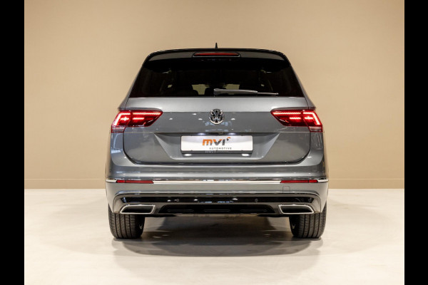 Volkswagen Tiguan Allspace 2.0 TSI 4Motion 2x R-Line 7 Persoons / 220pk / Trekhaak / Dynaudio / Leder / Rondomzicht camera /