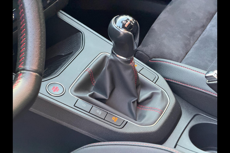 Seat Ibiza 1.5 TSI EVO FR LED ACC Pano Beats Camera Carplay