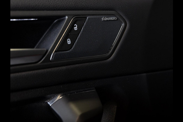 Volkswagen Tiguan Allspace 2.0 TSI 4Motion 2x R-Line 7 Persoons / 220pk / Trekhaak / Dynaudio / Leder / Rondomzicht camera /