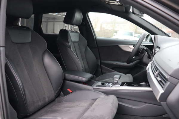 Audi A4 Avant 45 TFSI Quattro S-line Black Optic Massage HU Disp. Matrix Trekhaak