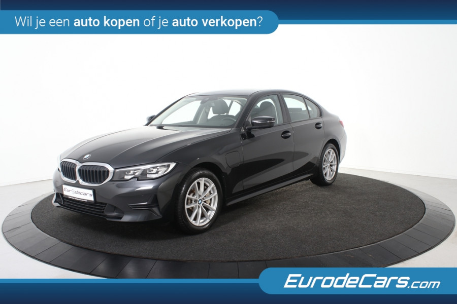 BMW 3-serie 330e *1ste Eigenaar*Leer*Navigatie*Parkassist*Keyless*