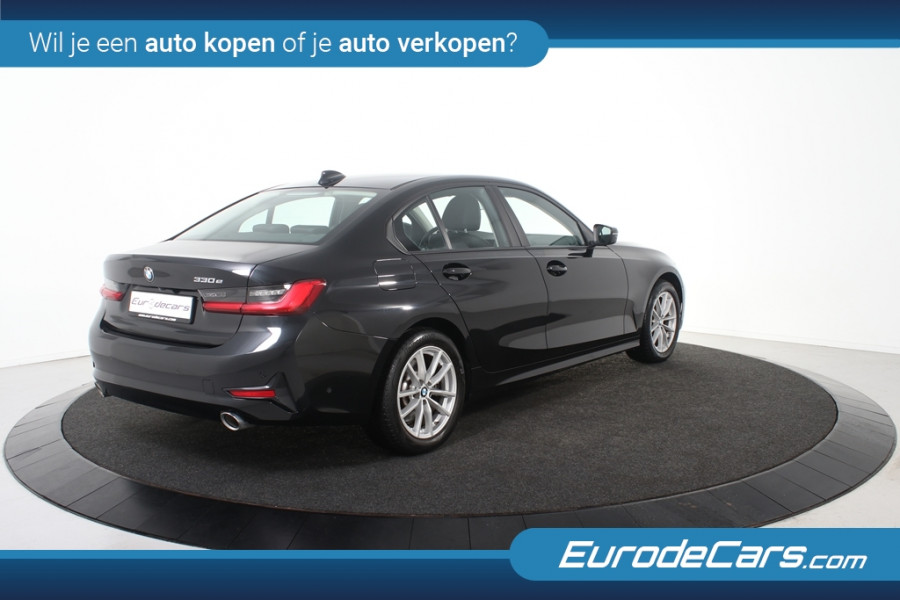 BMW 3-serie 330e *1ste Eigenaar*Leer*Navigatie*Parkassist*Keyless*