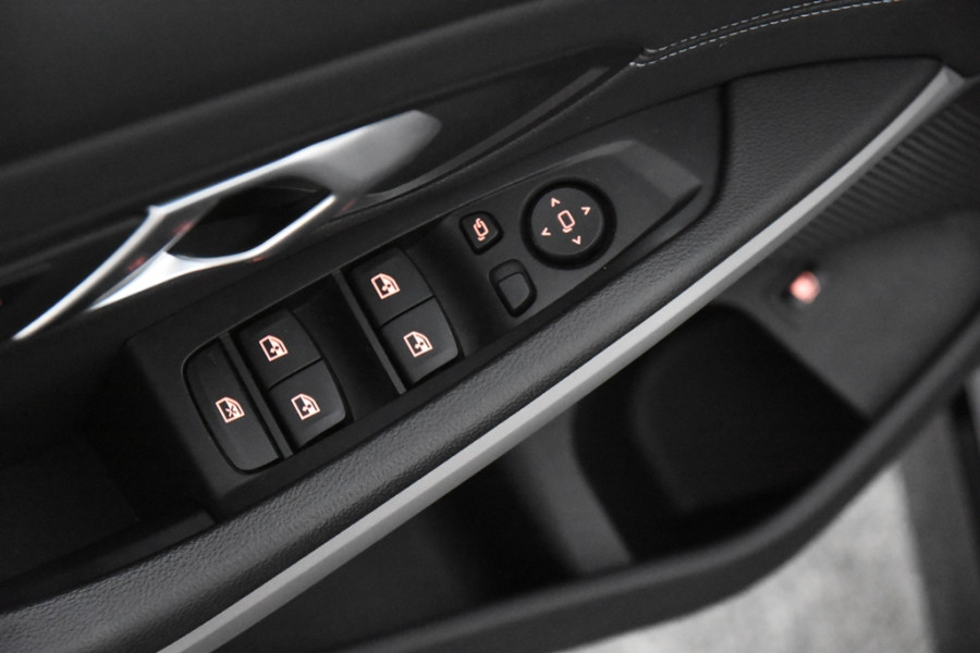 BMW 3-serie 330e *1ste Eigenaar*Leer*Navigatie*Parkassist*Keyless*