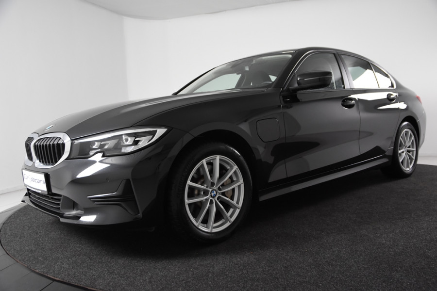 BMW 3-serie 330e *1ste Eigenaar*Leer*Navigatie*Parkassist*Keyless*