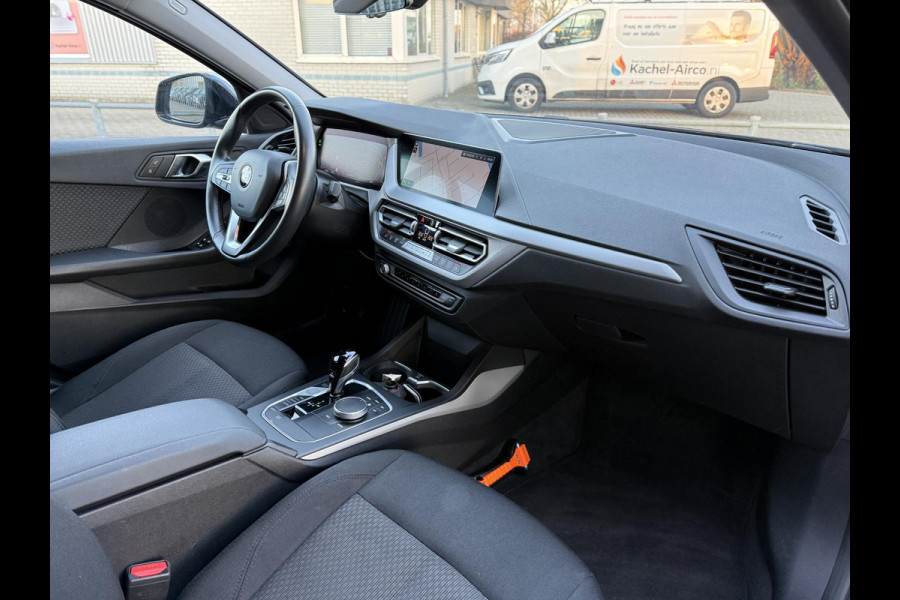 BMW 1-serie 116d Aut. Executive Bus. Edition | Facelift | Navi | Camera | Virtual i-Cockpit |