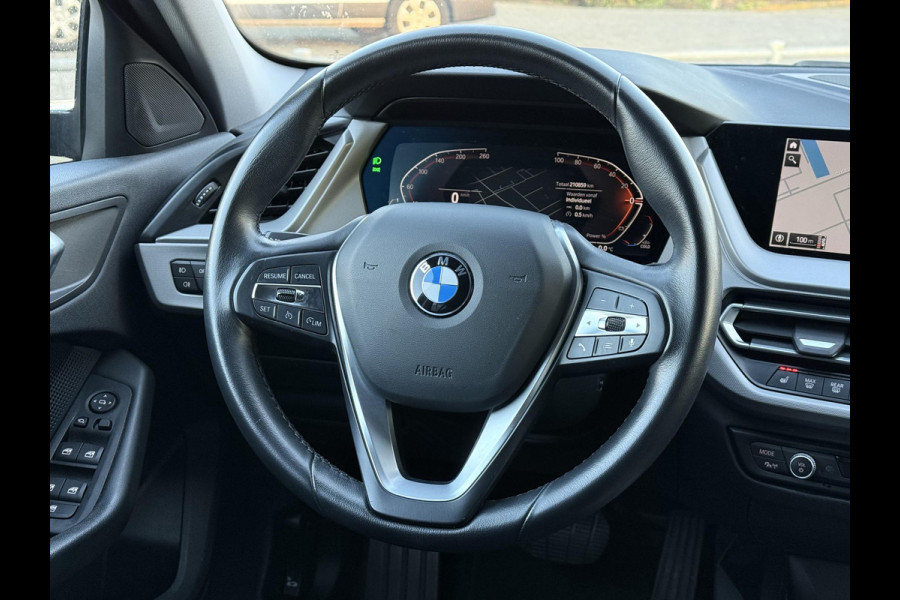 BMW 1-serie 116d Aut. Executive Bus. Edition | Facelift | Navi | Camera | Virtual i-Cockpit |