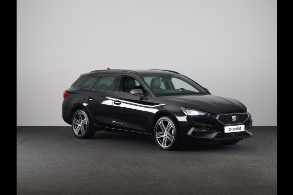Seat Leon Sportstourer 1.5 TSI e-Hybrid FR PHEV First Edition 204 pk Automaat | Verlengde garantie | Navigatie | Parkeersensoren | Achteruitrijcamera | Adaptieve cruise control |