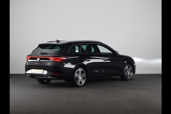 Seat Leon Sportstourer 1.5 TSI e-Hybrid FR PHEV First Edition 204 pk Automaat | Verlengde garantie | Navigatie | Parkeersensoren | Achteruitrijcamera | Adaptieve cruise control |