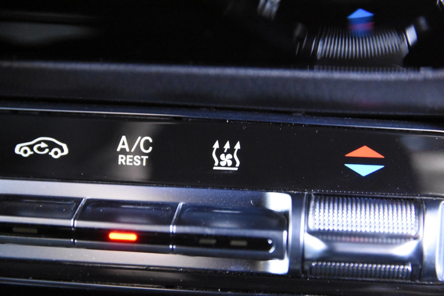 Mercedes-Benz A-Klasse 250 e AMG Line *1ste Eigenaar*Ambiente*Stoelverwarming*Standkachel*