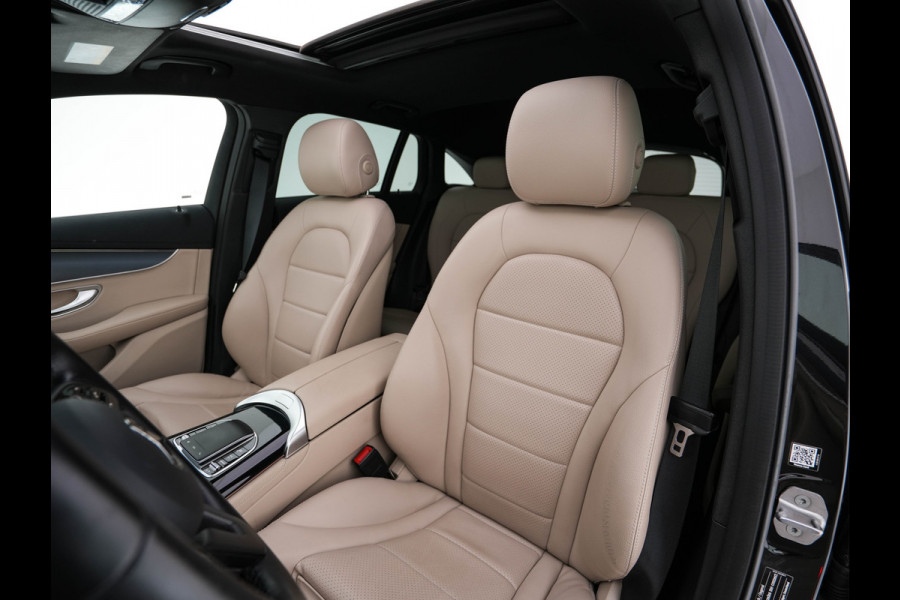 Mercedes-Benz EQC 400 4MATIC Business Solution 80 kWh {SOH-93%} (INCL-BTW) Aut *PANO | LEATHER | DIGI-WIDESCREEN | MEMORY-PACK | TOPVIEW | KEYLESS | HEATED-SPORTSEATS | DAB+ | PRIVACY-GLASS | TOWBAR | AMBIENTLIGHT | SHIFTPADDLES | 19' ALU*