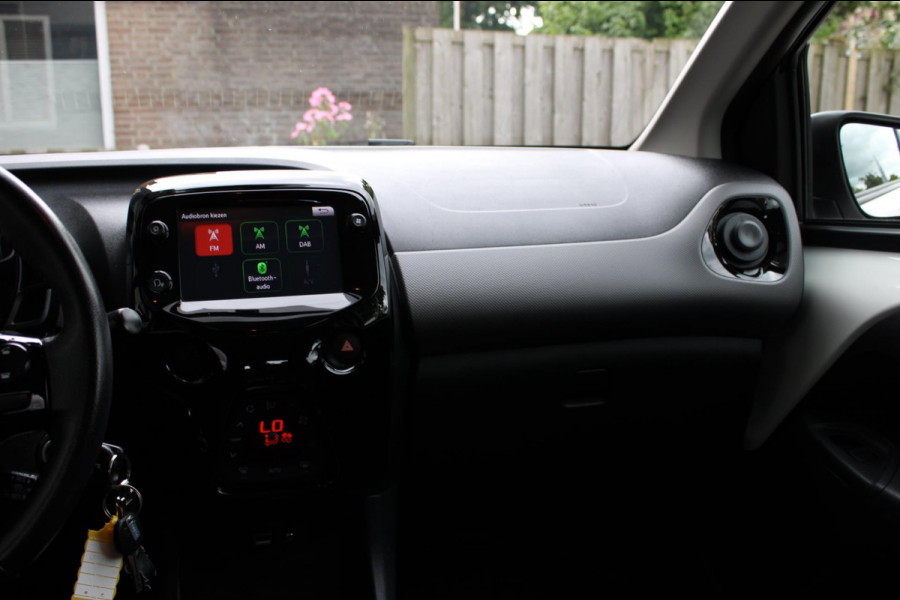 Peugeot 108 1.0 e-VTi Allure Airco Camera Carplay Nap