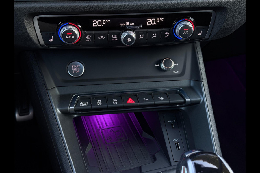 Audi Q3 45 TFSI Quattro 3x S-Line Sterrenhemel Tiffany B&O