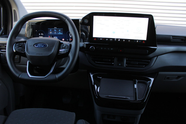 Ford Tourneo Custom 340 2.5 PHEV L1H1 Titanium | Trekhaak | 1 x Schuifdeur | Navigatie | Led | 8P