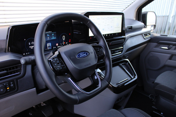 Ford Tourneo Custom 340 2.5 PHEV L1H1 Titanium | Trekhaak | 1 x Schuifdeur | Navigatie | Led | 8P